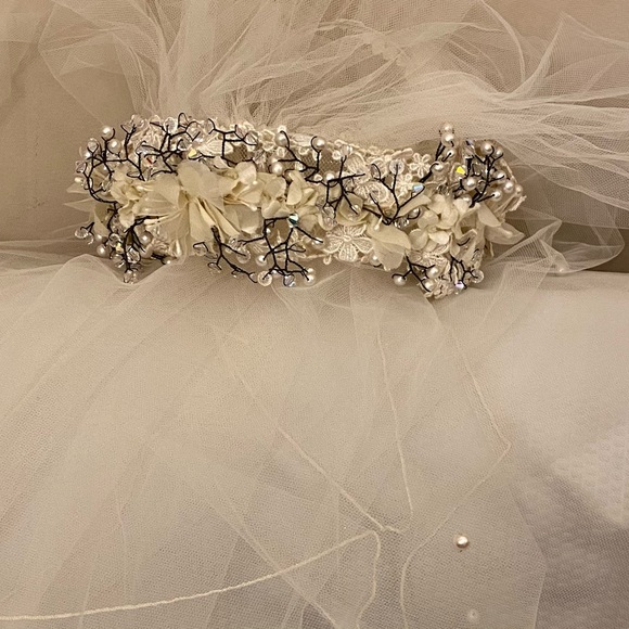 Other - Vintage wedding veil with crystals, pearls, and flowers